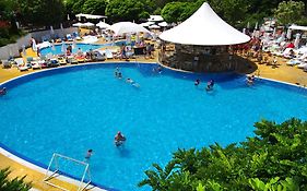 Bella Vista Beach Club